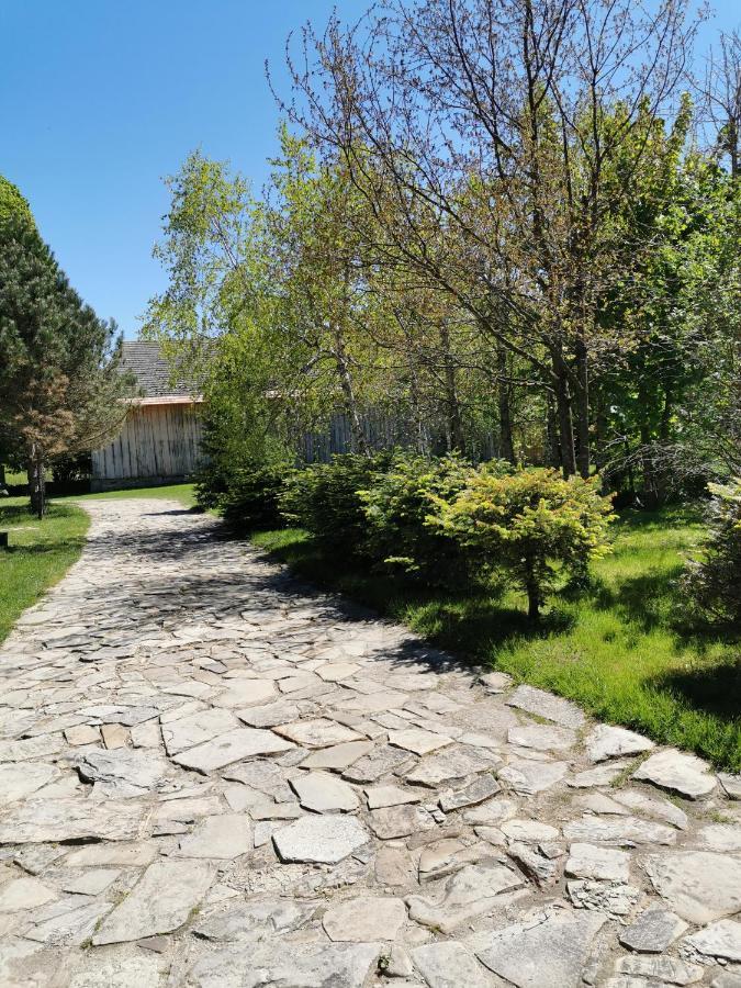Agroturystyka W Ogrodach Sanok Exterior photo